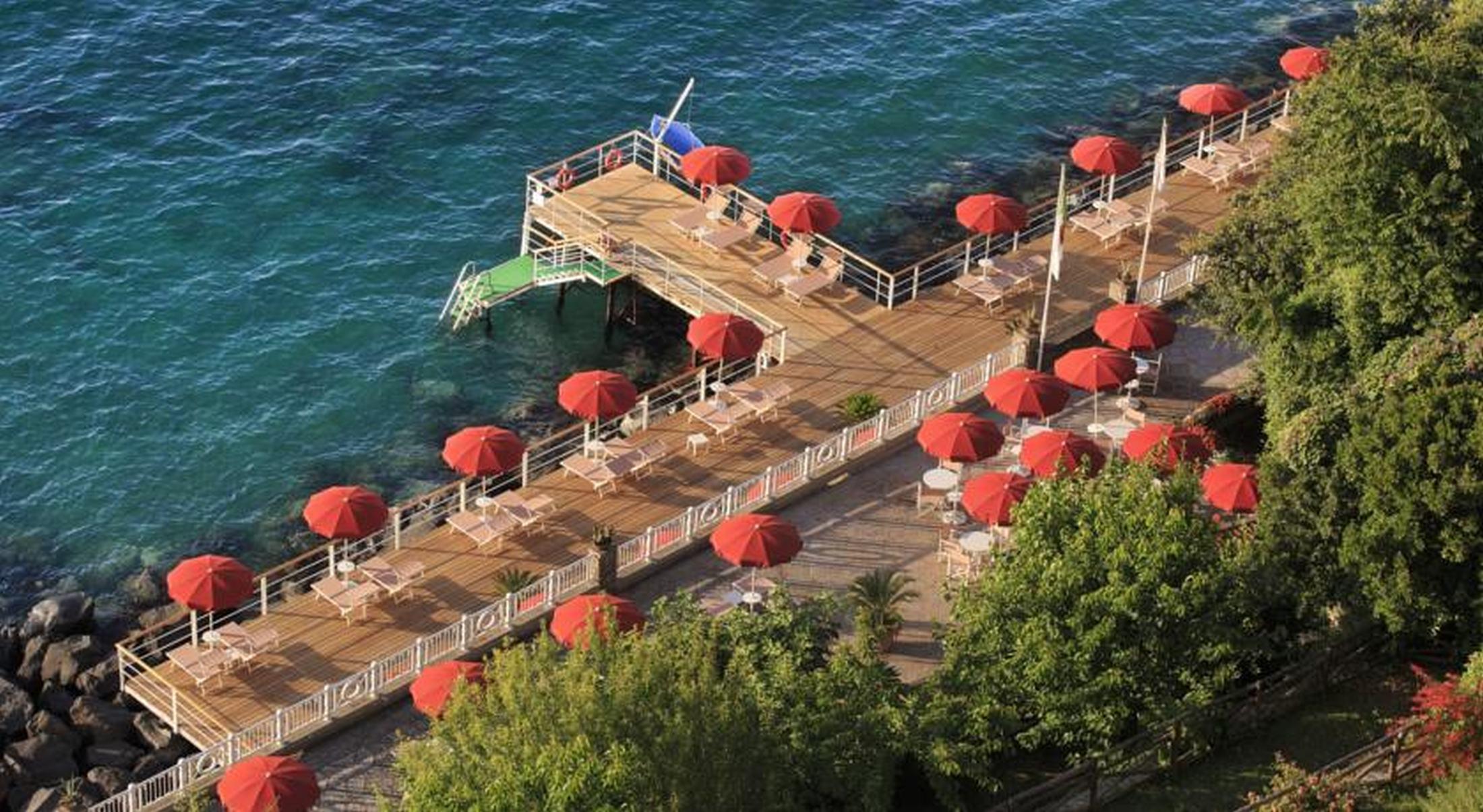 Grand Hotel Royal Sorrento Exterior foto